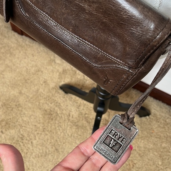 Frye Melissa Brown Leather fold over Crossbody Bag. BRN2366D - Picture 16 of 16